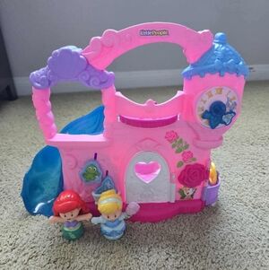 Fisher-Price Little People Play And Go Castle Set